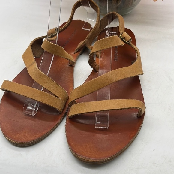 Lucky Brand Flat Leather Sandal Sz 7.5. MCS0757F - Picture 1 of 6